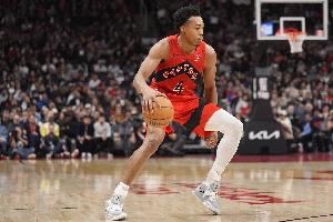 铁一块了！巴恩斯&奎克利合计27中6&三分球12中2仅拿15分