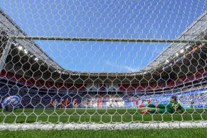 FIFPRO：2/3女足球员年薪低于2万美元，25%踢球之余还得打工赚钱