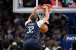 状元VS探花！弗拉格首节4罚4中拿下8分 埃奇库姆7中5轰下14分