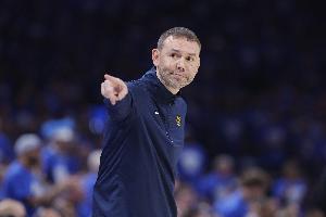 阿德尔曼：今天的主裁是联盟最佳裁判之一 我被情绪控制了