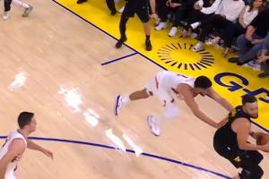 被连拉带拽都没吹！美媒：库里是史上最不受尊重的超巨