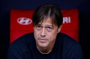 塞维利亚主帅谈自己被罚下：总有一天得对裁判禁赛处罚