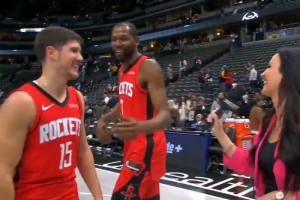 替谢泼德出头！杜兰特谈喷垃圾话：他们不能这样攻击我的兄弟