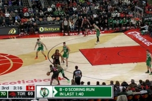 抬手就有！普理查德胯下撤步三分命中 绿军8-0反扑再度完成反超