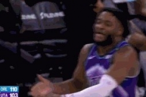 悬念回来了？爵士抢断科利尔反击上空篮9-0打停魔术 分差个位数