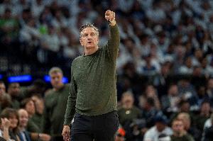 芬奇：希望击败雷霆是我们中期觉醒的开端 明天要警惕雄鹿