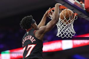 不虚状元！埃奇库姆全场21中10 拿下26分6篮板4助攻&正负值+4