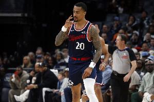 高效两双！科林斯10中7拿到17分12板1助2断2帽 正负值+26最高