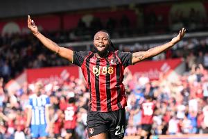 罗马诺：曼城曼联在积极洽谈塞梅尼奥，利物浦联系过球员但未推进