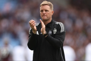 吉文谈纽卡2-2切尔西：有些判罚我不认同，加纳乔逃过了处罚