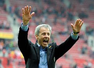 68岁法夫尔：哈兰德训练后总是想加练 巴洛特利喜欢练凌空抽射