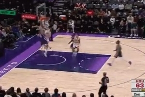 遮天蔽日！威少抢断反击被申京迎面大帽封下