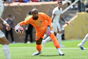 罗伯特·桑切斯：无论是丢球还是有人犯错，我们都得迅速调整状态