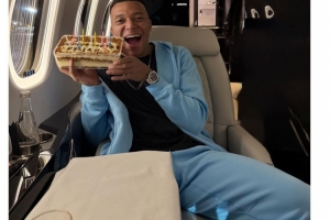 度过27岁生日！姆巴佩感谢球迷：感谢大家在这一天里送给我的祝福