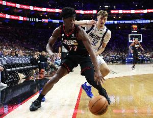 弗拉格：我和埃奇库姆都打得非常稳健 他打得非常出色