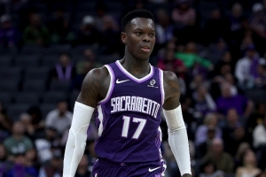 德罗赞：我们需要施罗德的每一分贡献 他为我们立下了大功！