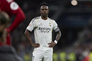 世体：皇马高层仍支持维尼修斯，2026年仍优先考虑与他续约