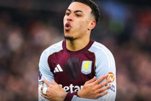 无敌战绩😱😱维拉近111年来首次做到各赛事10连胜