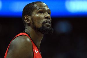 火煤：杜兰特昨日表现一如既往地出色 37岁仍是NBA最佳阵容级别