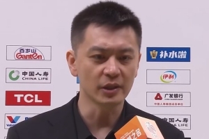 杨鸣：北控遭遇用人荒&取胜结果不能做参考 还是要表扬所有的球员
