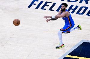 戴格诺特：肯威卡尔森表现很棒 我们为球员搭建的平台很有成效