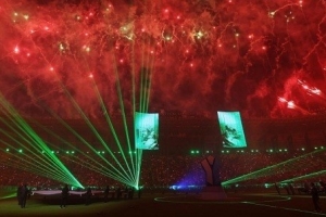 米体：意大利超级杯决赛球票未售罄，比赛中用防水布遮挡看台空位