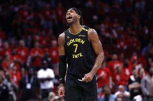 给队友乐坏了！希尔德替补3分钟 三分1中1拿到3分3板