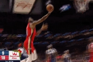 势头不对！萨迪克·贝上篮再中 鹈鹕开场18-9打停独行侠