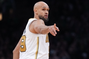 场均18.2分4.1板！卡莱尔：怀特是近年来联盟最被低估的球员之一