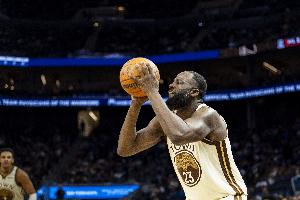 解说：勇士队局势的转折点 很尴尬的就是从追梦被科尔换下开始的