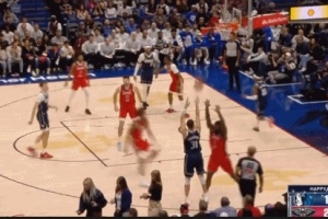 找投手！弗拉格被逼停 观察后助攻克莱三分球