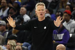 科尔：当你球队有足够阵容深度时 球员们都迫不及待冲上场表现