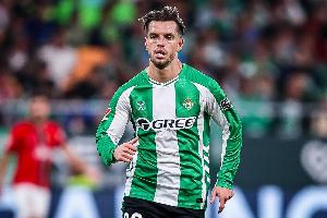 西媒：迈阿密国际希望500万欧求购洛塞尔索，球员目前仍心存疑虑