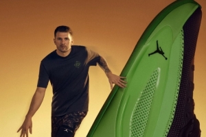 东契奇新一代签名鞋Luka 5正式发布！Woj&博班出演最新宣传片