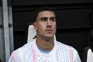 记者：利物浦考虑冬季引进弗拉霍维奇替代伊萨克，愿开价2000万欧