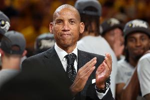 联盟未来发展？雷吉·米勒：我只是希望能看到更多的内线进攻