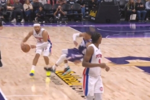 NBA官方：威少在昨天对阵活塞的比赛中假摔 罚款2000美元