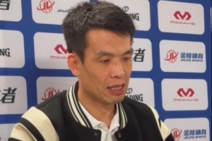 虽然球队拿下主场开门红 但解指导赛后对全队提出更多要求和期望