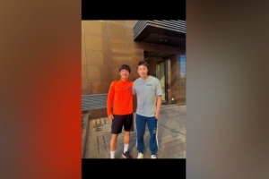 廖均健寄语魏祥鑫：希望你带着梅州客家的精神，出去拼出自己天地