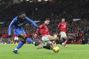 曼晚：塞梅尼奥能踢10号位或翼卫，将担任左翼卫或第三第四10号位