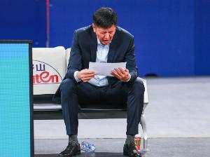 不愁没工作！丁伟在CBA已执教过浙江、山东、新疆等8支球队