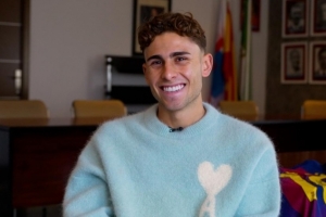 费尔明：巴萨没人因竞争位置产生矛盾，希望明年能拿欧冠和世界杯