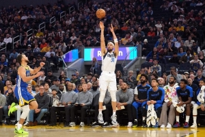 皮尔斯：若我是克莱圣诞大战我想拿50分 否则会被勇士打花