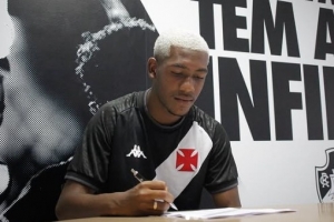 媒体：拉扬和经纪人扎哈维中介合同到期，但不影响巴萨对他感兴趣