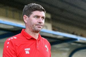 杰拉德评利物浦共事过最佳五人组：苏亚雷斯+托雷斯+阿隆索等人