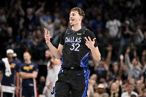 巨星潜力！弗拉格本月8次砍20+ 联盟锋线第3多&仅次杜兰特和小卡