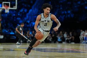 未来可期！榜眼哈珀8中5高效贡献12分 正负值+14