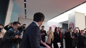 徐正源晒视频：我们已经平安抵达首尔，成都，后会有期！