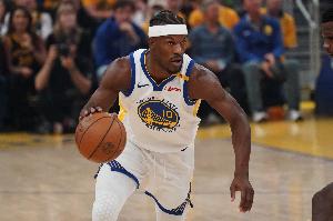 巴特勒：霍福德那种高篮球智商的球员 和他一起打球真的很开心