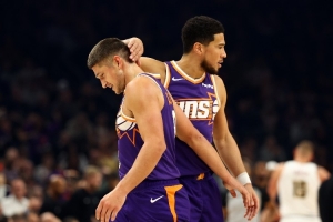 NBA彩经：灰熊轻取雄鹿 鹈鹕激战太阳 开拓者不惧快船